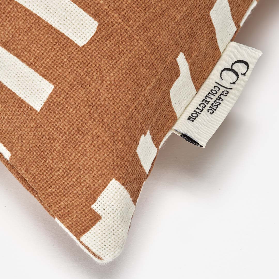 Ikat Block Terracotta – ikatmönstrat kuddfodral i bomull