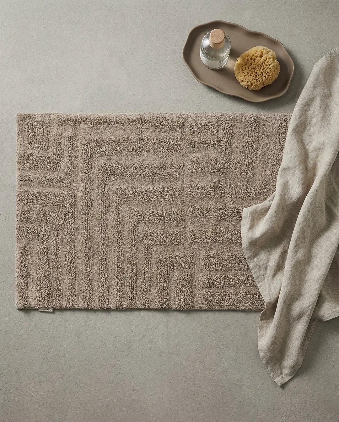 Badrumsmatta Field Simply Taupe