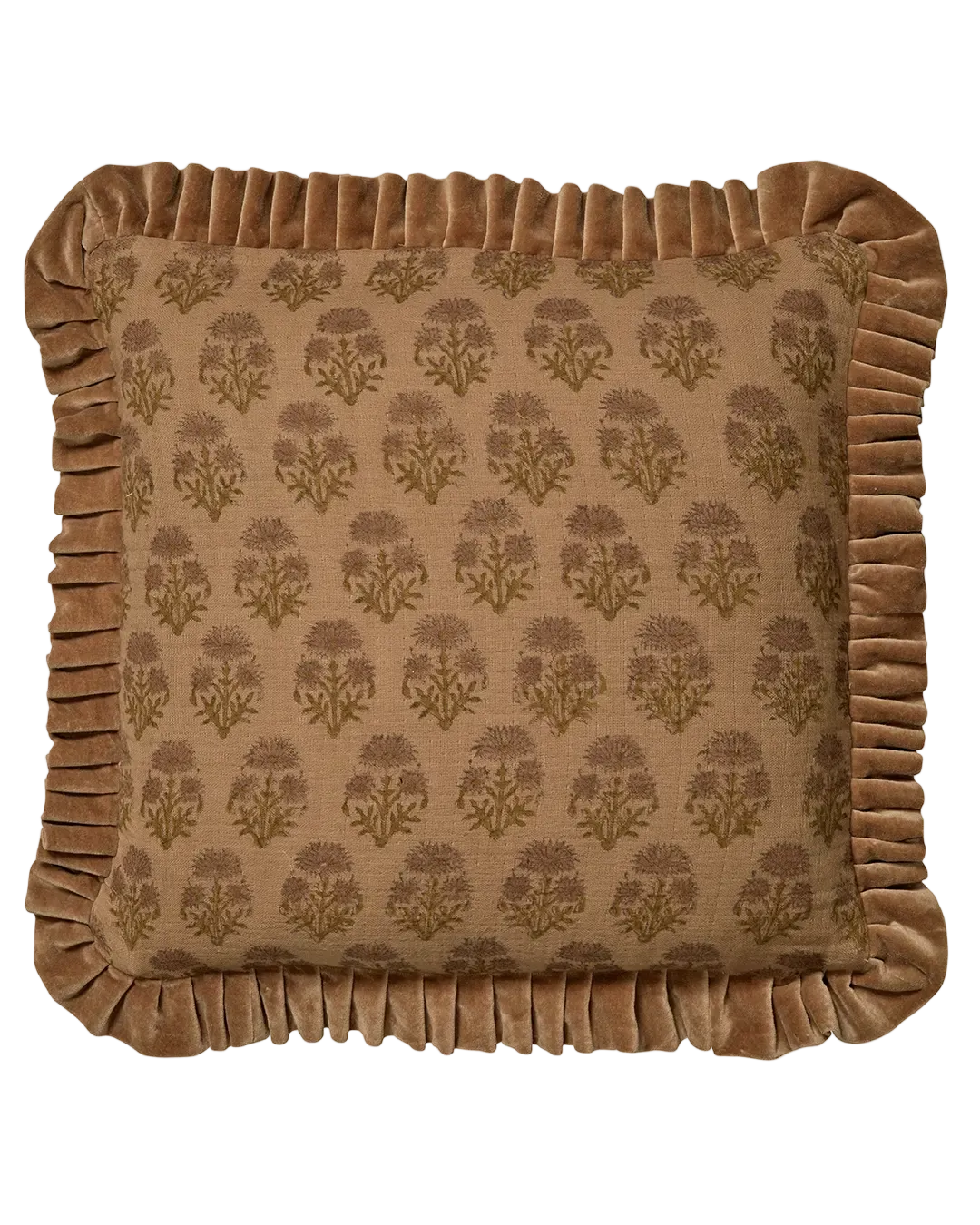 Kuddfodral Chandra Amber 50x50 cm i bomull med blockprint och volangkant i sammet.