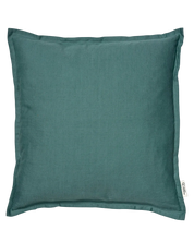 Kuddfodral Classic Linen Teal från Classic Collection, 50x50 cm, i linne- och bomullsblandning. Frilagd produktbild.