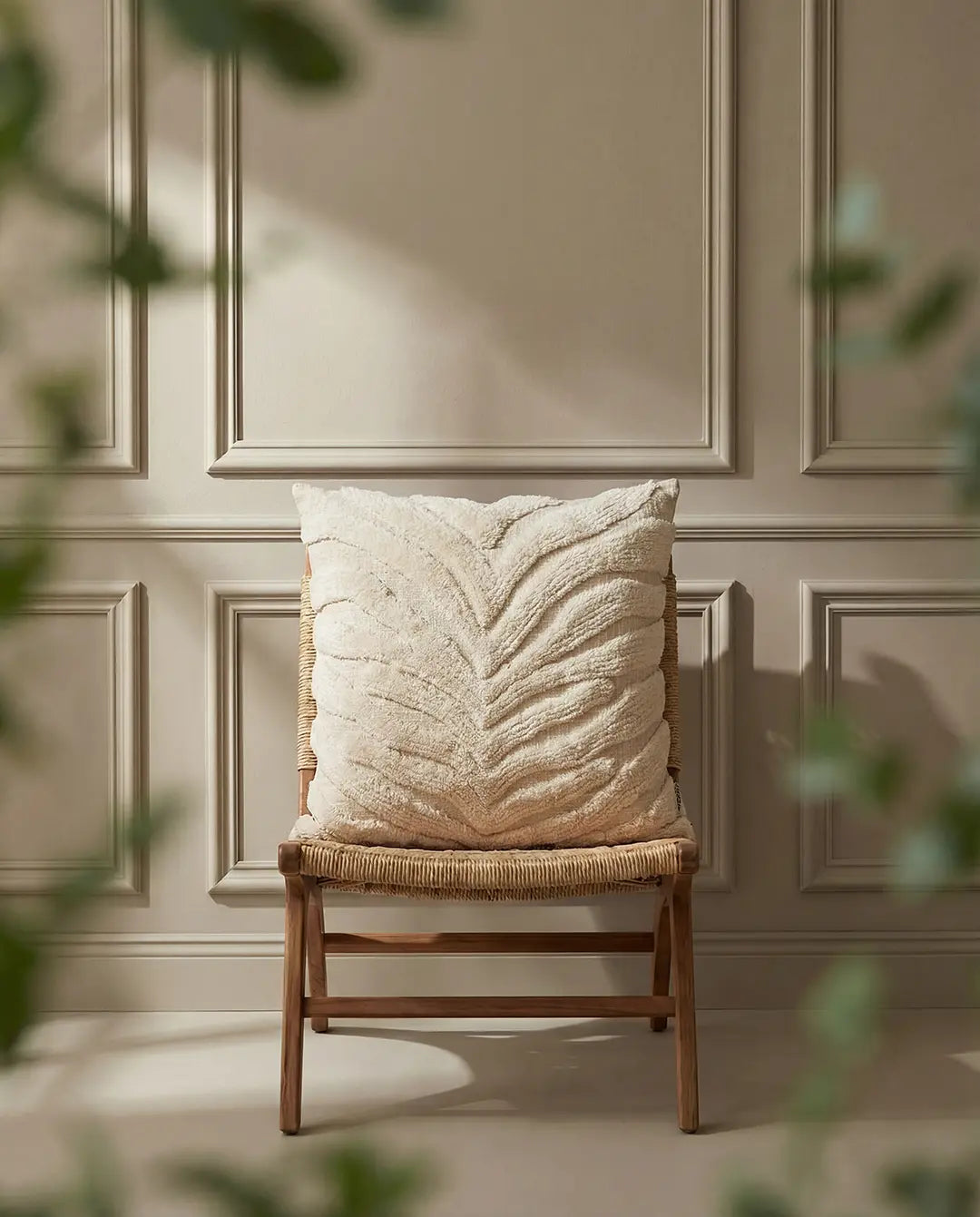 Cushion Cover Zebra Tuft Off-white