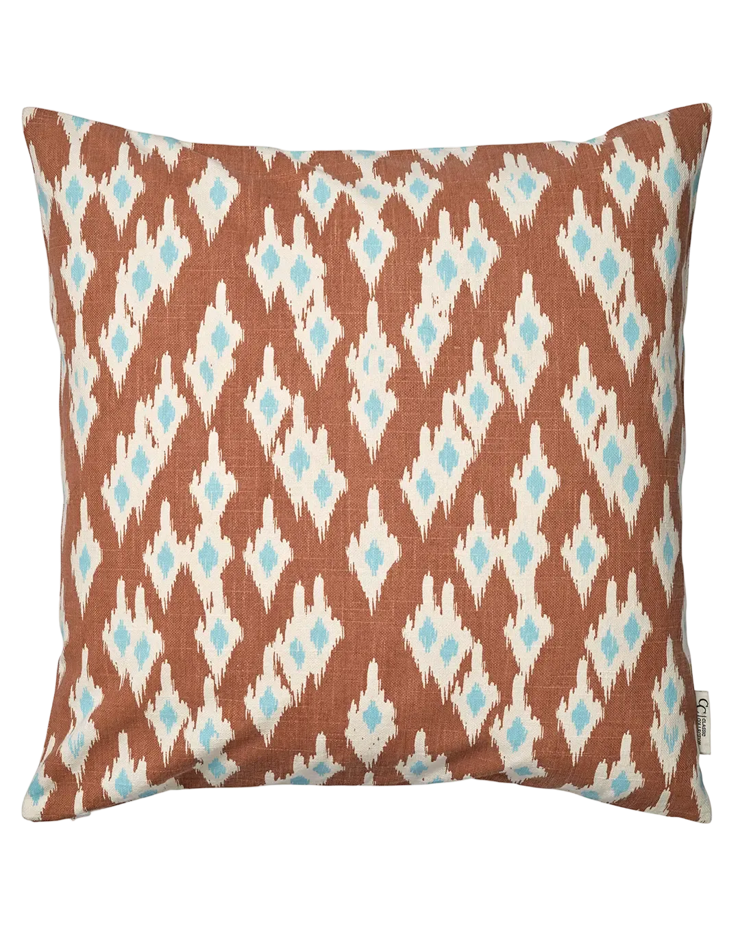 Kuddfodral Ikat Diamond i färgen Mocha, 50x50 cm, i bomull. Frilagd produktbild mot vit bakgrund.