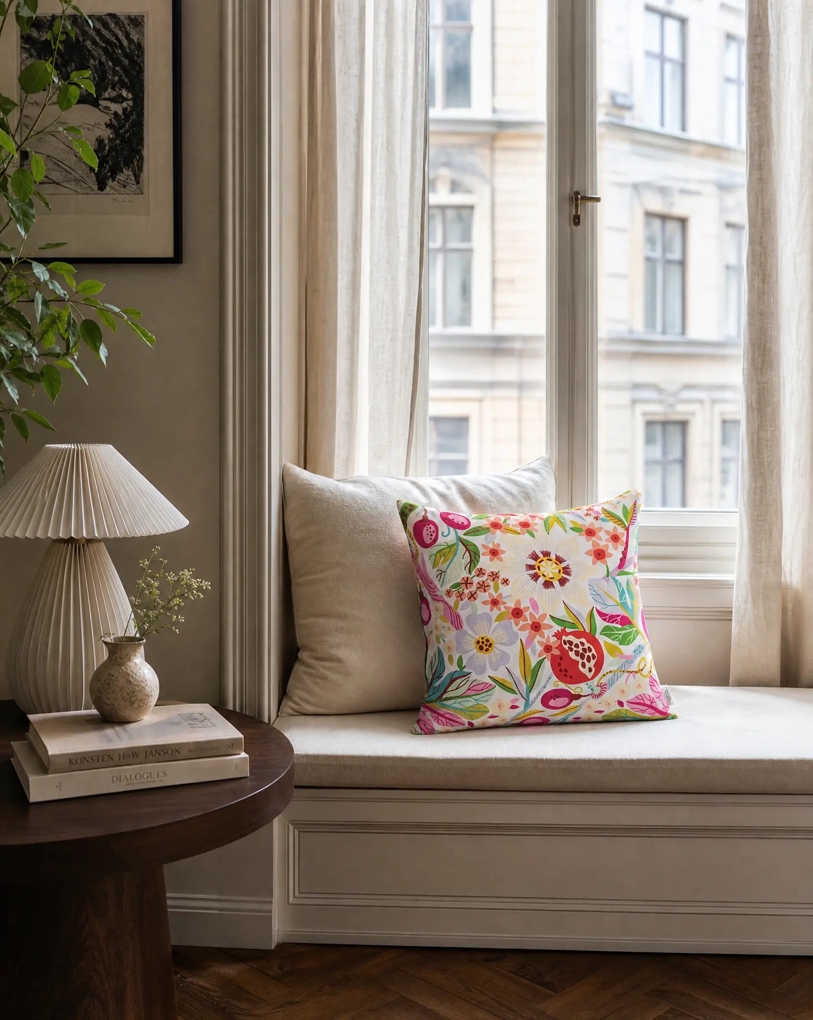 Cushion Cover Pomegranate White
