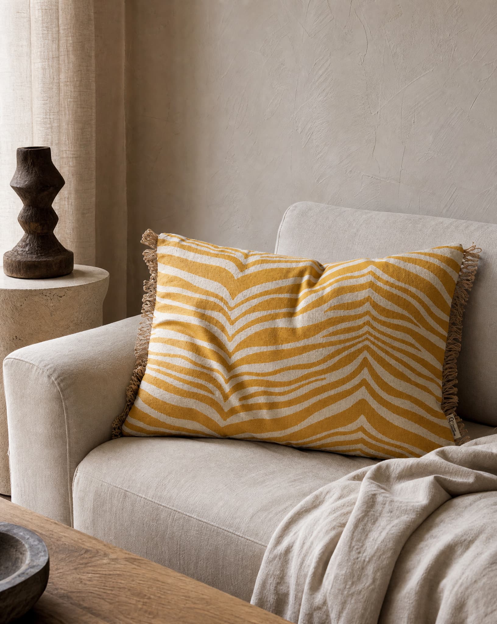 Cushion Zebra Yellow