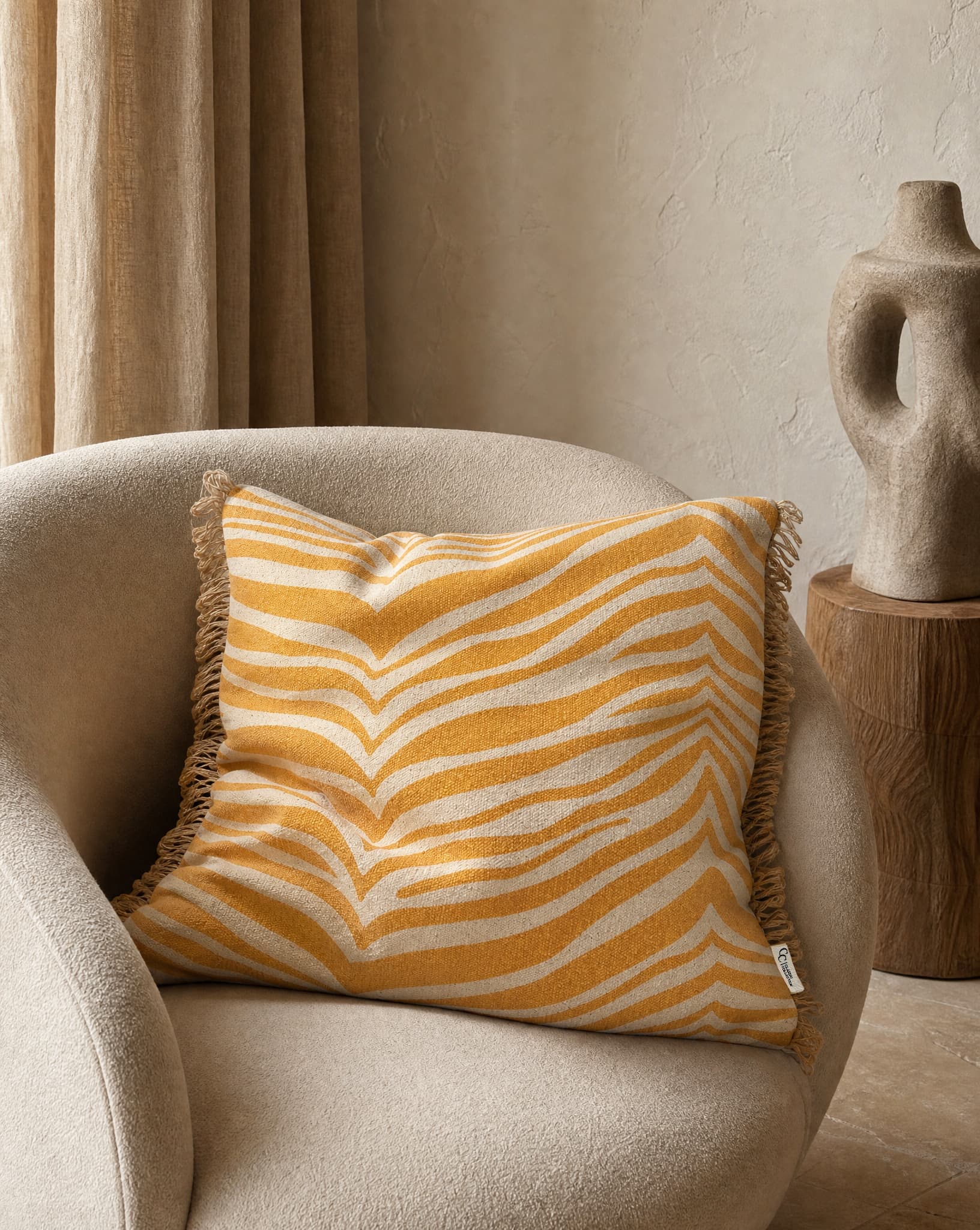 Cushion Zebra Yellow
