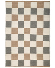 Matta Checked Grå/Natur sedd ovanifrån, med rutigt mönster i grått, naturvitt och beige.