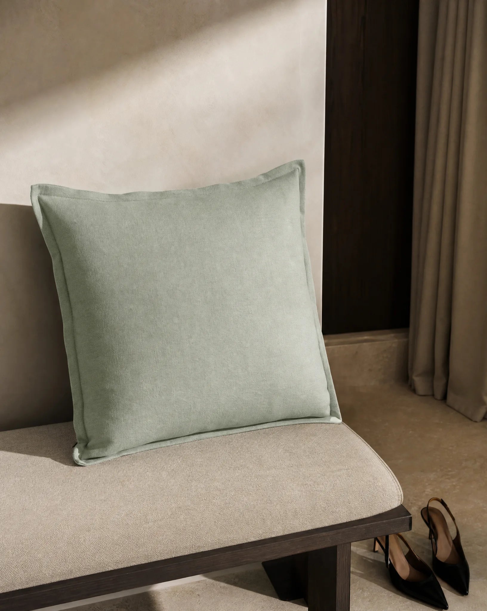 ClassicLInen-CCCL55SA_2.webp