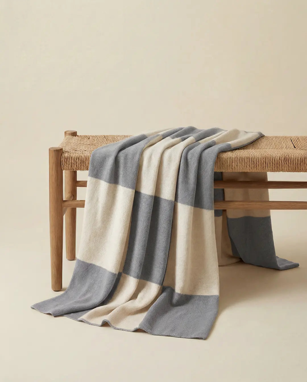 Throw Square Grey