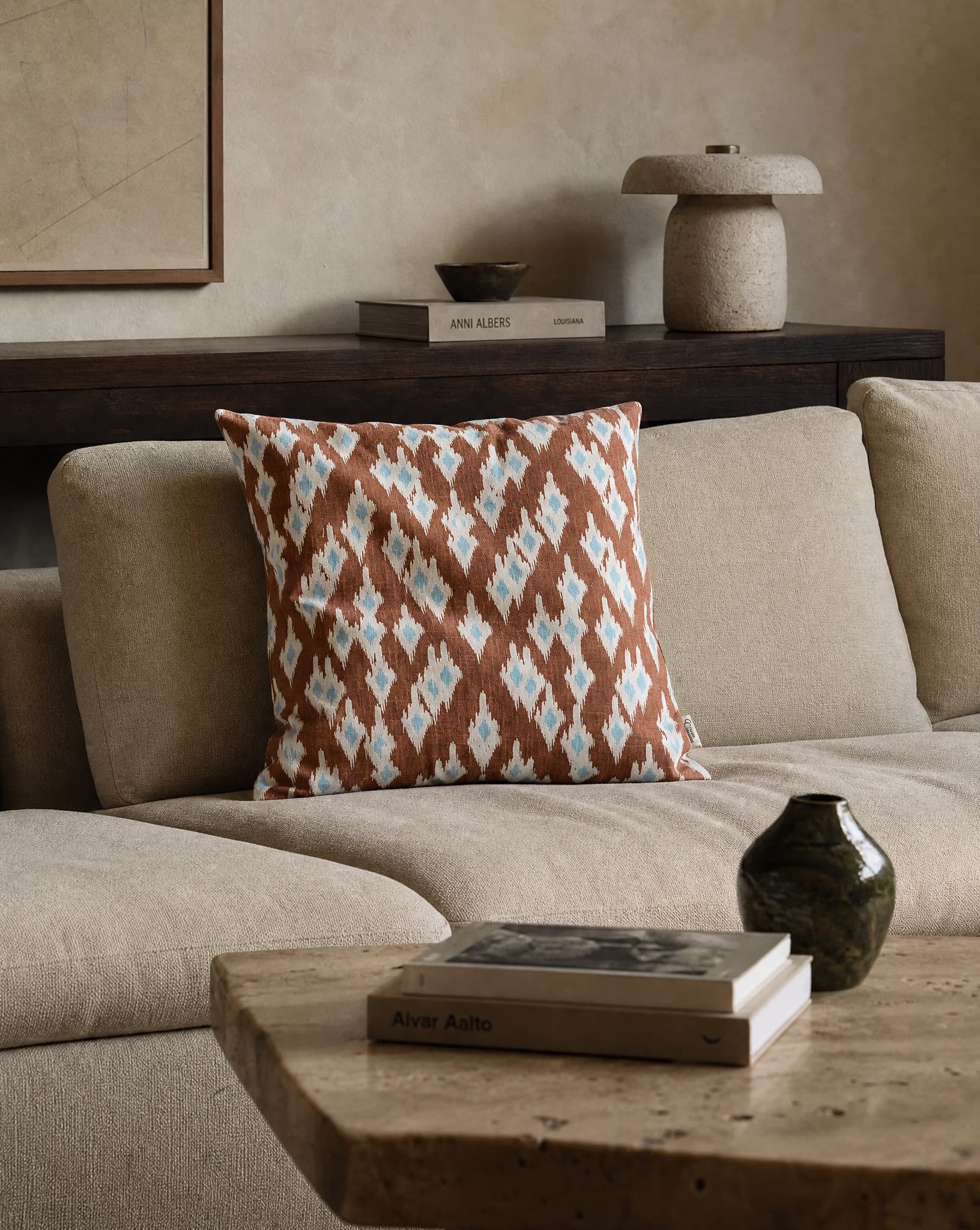 Kuddfodral Ikat Diamond Mocha