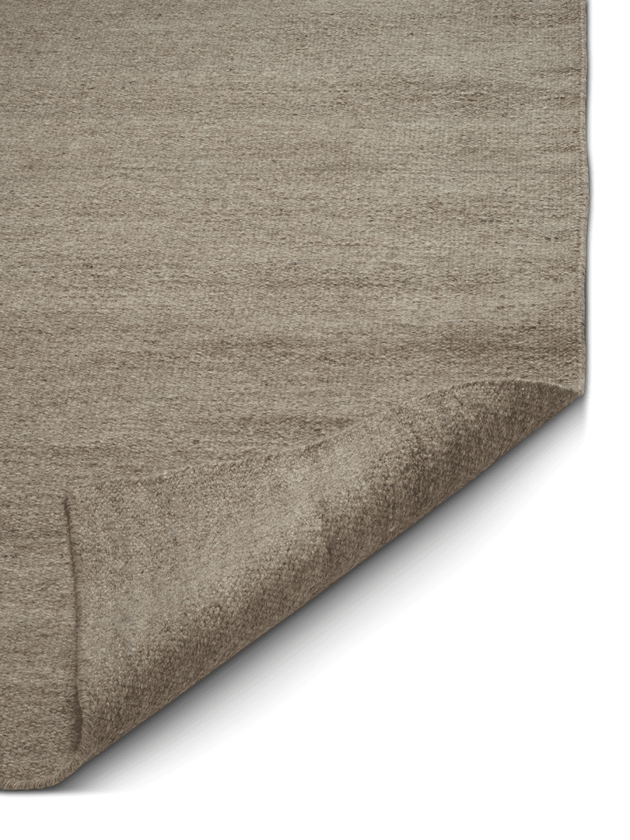 Rug Plain Naturalbeige – Classic Collection