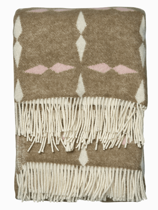 Tile Rosa – ullpläd i nyzeeländsk ull, inspirerad av arkitektur