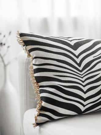 Classic Collection Cushion Zebra 40x60 Black Cotton
