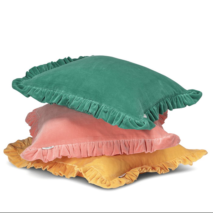 grön-kudde-sammet-frills-classiccollection